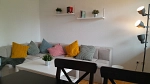 Gemütliche Sofaecken laden zum Relaxen ein